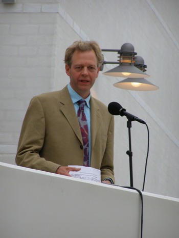 J.Reino Liefkes, kurator for Victoria and Albert Museum i London, som holdt åbningstalen 