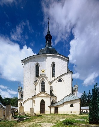 Romanesque+pilgrimage+church+plan