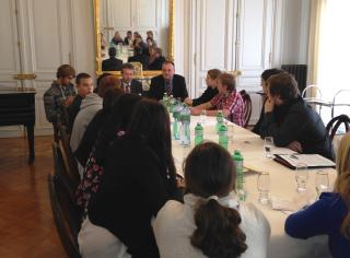 Návštěva studentů školy ze švýcarského Bürenu na Velvyslanectví ČR v Bernu
