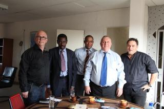 A partir de la gauche Jérôme Labeur, Souleyman Abdou Niandou,Oumar Boulamou, Pavel Mikeš, un employé du CCFN