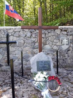 Uctění památky zahynuvšího slovenského vojáka