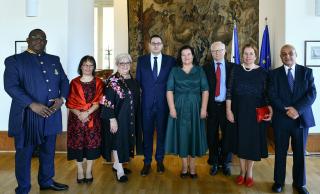 Ministr Lipavský udělil tradiční Ceny Gratias agit