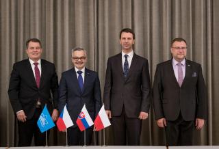 Посол Чехии, Польши и Словакии