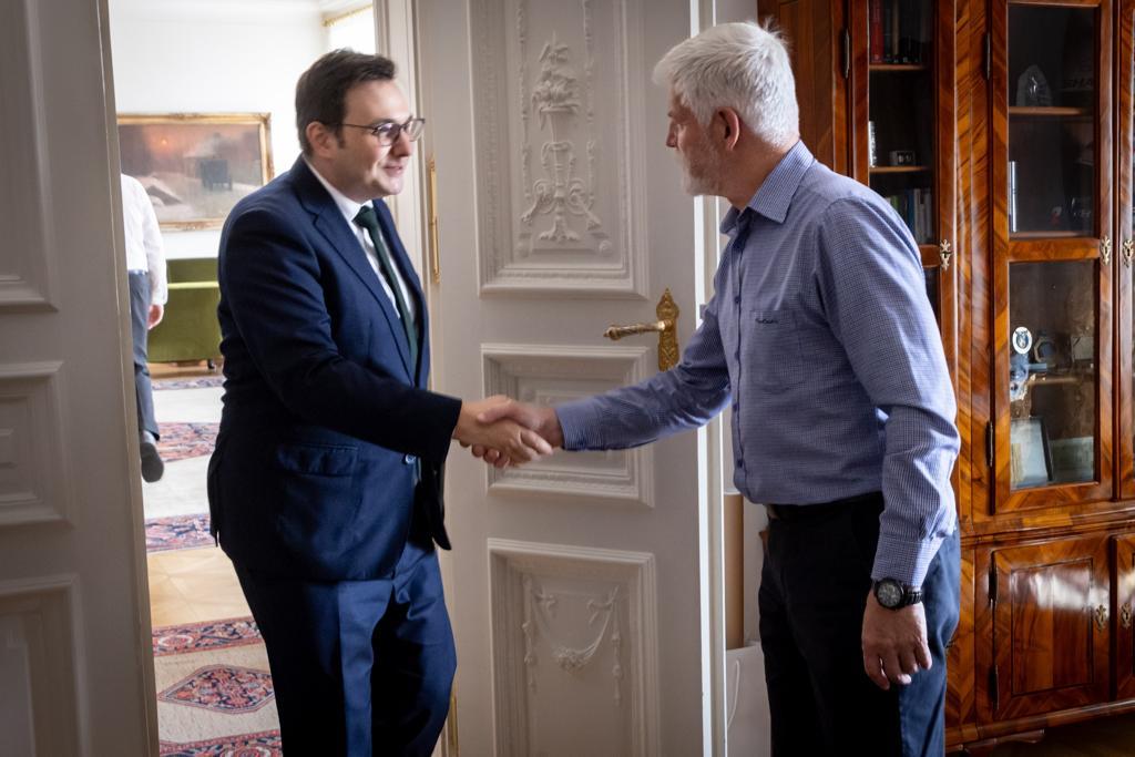 Ministr Lipavský jednal s prezidentem Pavlem o aktuálních zahraničněpolitických tématech 