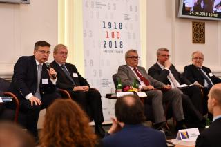 Čeští ekonomičtí diplomaté se sešli ke každoroční poradě.