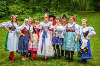 Presentation of Czech Traditional Folk Clothing | Embassy of the