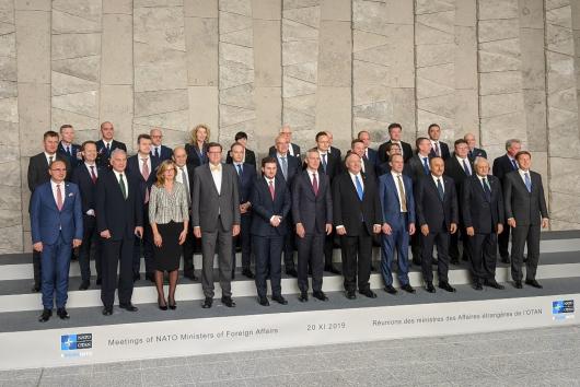 Petříček jednal na zasedání ministrů členských států NATO v Bruselu