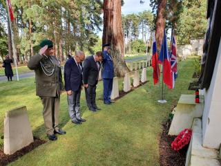 Wreath laying ceremony at the Czechoslovak memorial in Brookwood
