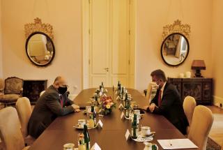 Ministr Petříček jednal s novým polským ministrem Rauem o bezpečnosti i Bělorusku