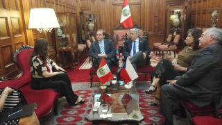 Jednání velvyslance P. Bechného s předsedou zahraničního výboru Kongresu Peru 