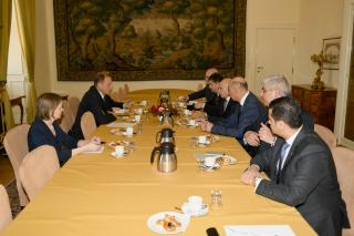 Náměstek Šrámek se setkal s prezidentem Syrského arabského červeného půlměsíce Habúbátím