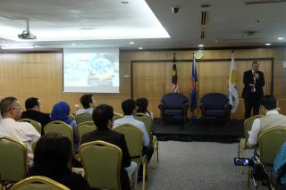   Představení České republiky se zúčastnilo na 25 malajsijských zástupců středních a malých podniků.   